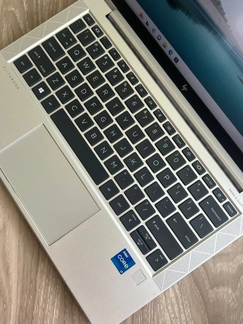 HP ELITEBOOK 830 G8 | INTEL 11EME GEN CORE I7-1185G7 | 16GB RAM | 512 SSD | Iris Xe Graphics