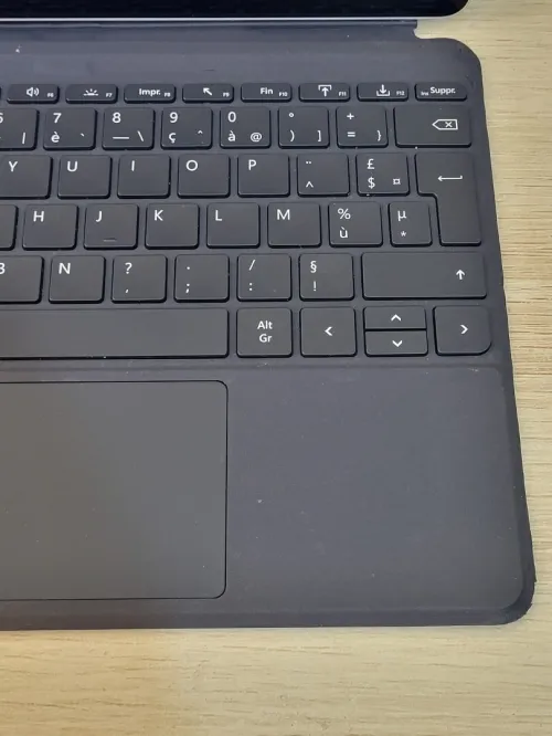 Microsoft Surface GO 2 TACTILE | CORE M3-8100Y 1.61GHz | 8GB RAM | 128GB SSD | | Poids : 544g