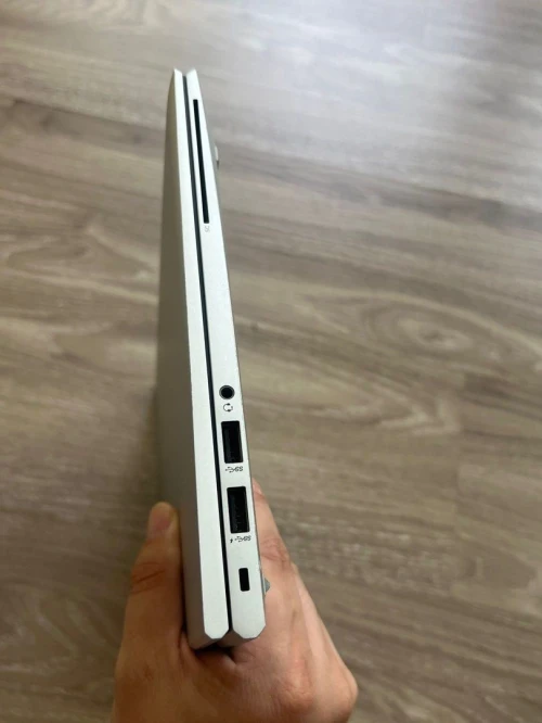 HP ELITEBOOK 830 G8 | INTEL 11EME GEN CORE I7-1185G7 | 16GB RAM | 512 SSD | Iris Xe Graphics