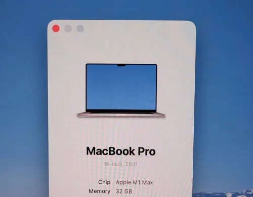 MacBook Pro M1 Max 2021 | 16'' CPU 10 GPU 24 | 32GB RAM | 1TB SSD | CYCLES 79