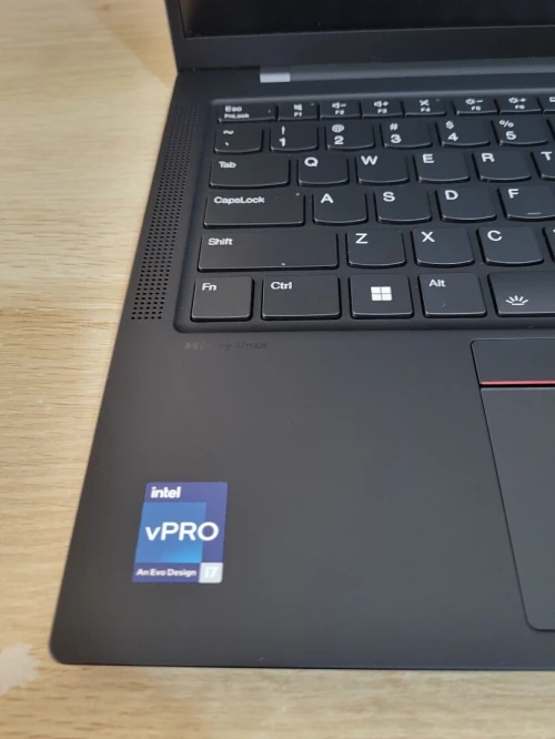 Thinkpad X1 CARBON GEN 11 | EVO vPRO CORE i7 1365U | 32GB RAM | 512GB NVMe SSD | IRIS XE