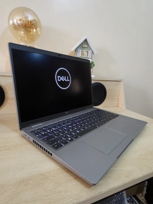 DELL PRECISION 3560 | CORE i5-1145G7 | 8GB RAM | 512GB NVMe SSD | INTEL IRIS XE 1GB GRAPHICS