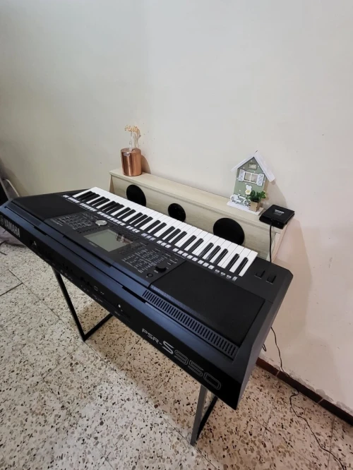 Yamaha PSR-S950 - Clavier arrangeur 61 notes