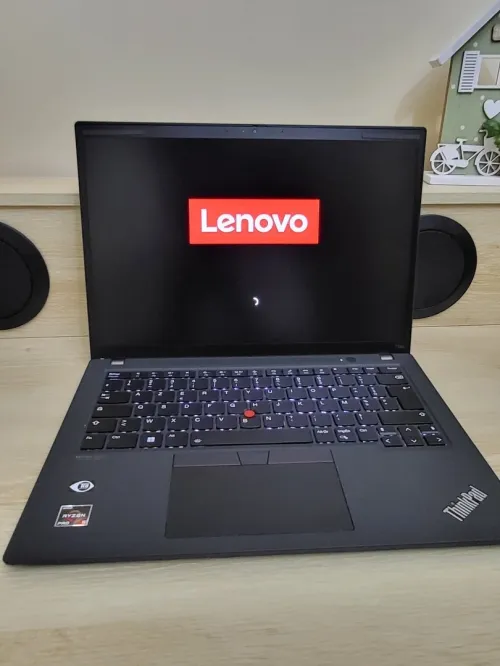 LENOVO THINKPAD T14s Tactile FHD | RYZEN 5 5650U 2.30GHz | 16GB RAM | 256GB NVME SSD