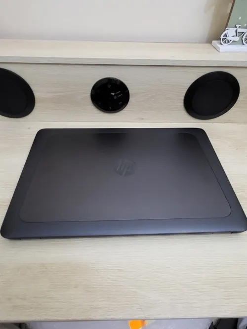 HP ZBook 15U G3 | CORE i7-6500U | 16GB RAM | 256GB NVMe SSD | WORKSATION