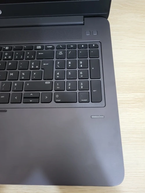 HP ZBook 15 G3 | CORE i7-6800HQ | 16GB RAM | 512GB NVMe SSD | NVIDIA Quadro M1000M 2GB | WORKSATION