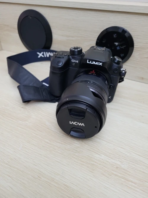 Hybride Panasonic Lumix GH4 vidéo en 4K/UHD + Lumix G X Vario 12-35mm f/2.8 ASPH Power OIS