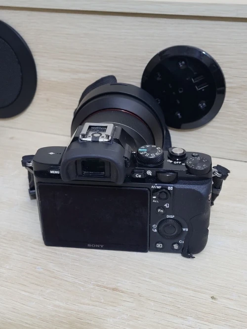 Sony Alpha 7S Hybride Plein Format Ultra vidéo 4K + Objectif Samyang AF 14mm F2.8 Full Frame