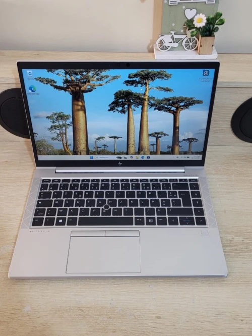 HP EliteBook 845 G8 14'' FHD | AMD RYZEN 5 PRO 5650U | 16GB RAM | 256GB NVMe SSD | AMD RADEON GRAPHICS