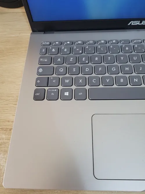 ASUS VivoBook 15.6" FHD | INTEL Pentium Silver N5000 | 4GB RAM | 256GB SSD | INTEL UHD GRAPHICS
