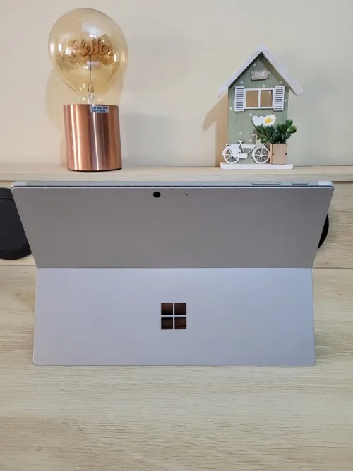 Microsoft Surface Pro 7 INTEL CORE i5 1035G4 - 8GB RAM - 128 NVMe SSD