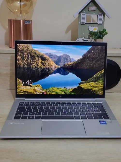 HP ELITEBOOK 830 G8 | CORE i7-1185G7 | 32GB RAM | 512GB SSD | INTEL IRIS XE GRAPHICS