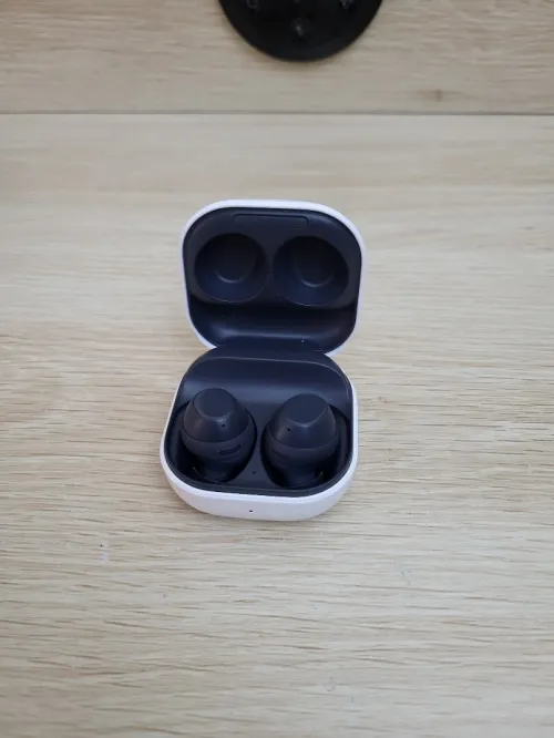 Ecouteurs sans fil Samsung Galaxy Buds FE True wireless à réduction de bruit active Couleur Graphite