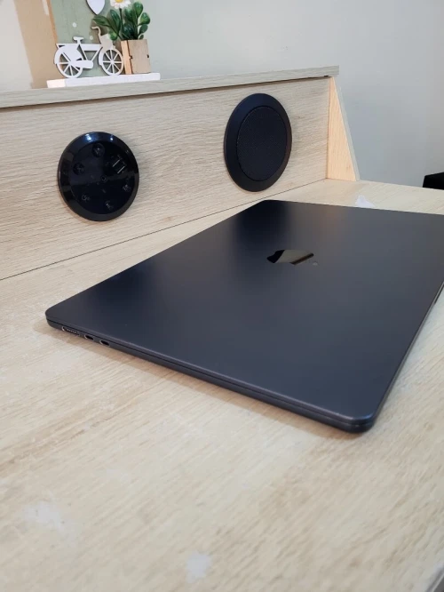 MacBook Air M2 15'' 2023 | PUCE M2 8 CPU | GPU 10 COEURS | 24GB RAM | 256GB SSD | CYCLES 362