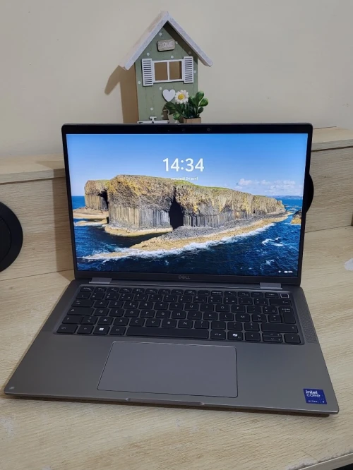 DELL LATITUDE 7450 | CORE ULTRA 7 165U | 32GB RAM | 512GB NVMe SSD | INTEL ARC GRAPHICS