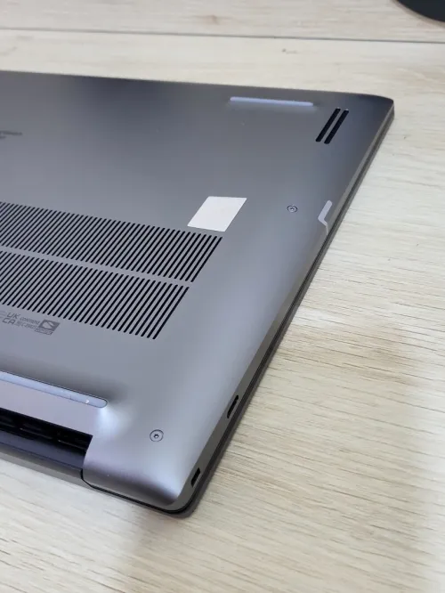DELL PRECISION 5690 | CORE Ultra 7-165H | RTX 1000 ADA 6GB | 512GB NVMe SSD | 32GB RAM