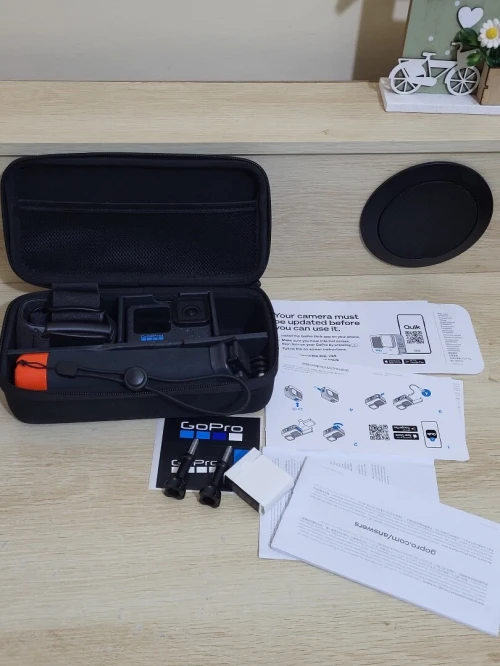 GoPro HERO12 Black - Caméra daction étanche - Ultra HD 5.3K60 Photos 27MP - HDR - stabilisation