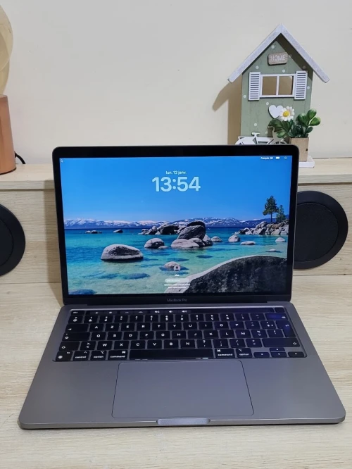 MacBook Pro M1 Gris Sideral | CPU M1 8C | 8GB RAM | 512GB SSD | COMPTAGE CYCLES 127 | MDM BYPASSED