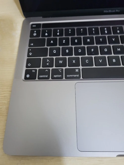 MacBook Pro M1 Gris Sideral | CPU M1 8C | 8GB RAM | 512GB SSD | COMPTAGE CYCLES 127 | MDM BYPASSED