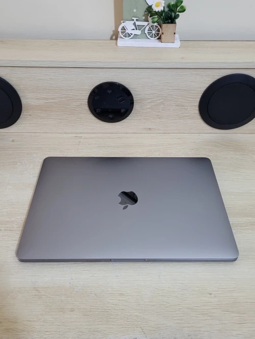 MacBook Pro M1 Gris Sideral | CPU M1 8C | 8GB RAM | 512GB SSD | COMPTAGE CYCLES 145