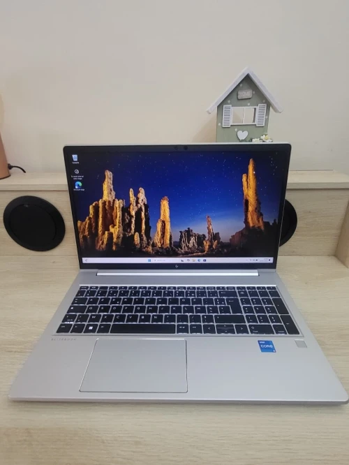 HP EliteBook 650 G10 15.6'' | INTEL 13EME GEN I5 1345U | 16GB RAM | 512GB NVMe SSD | UHD GRAPHICS