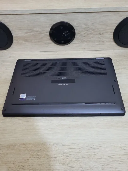 DELL LATITUDE 7410 14'' FHD | INTEL CORE i5-10310U | 8GB RAM | 256GB NVMe SSD | INTEL UHD GRAPHICS