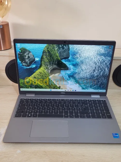 DELL LATITUDE 5520 15.6'' FHD | CORE i5 1135G7 | 16GB RAM | 512 NVMe SSD | INTEL IRIS XE GRAPHICS