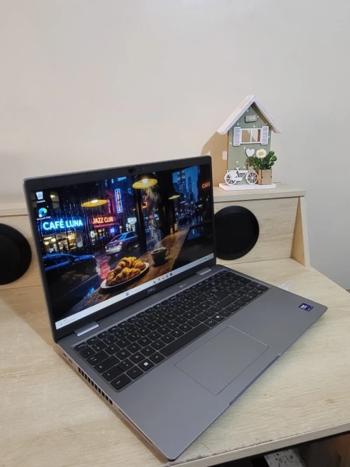 DELL LATITUDE 5550 | INTEL CORE ULTRA 5 135U | 16GB RAM | 512GB SSD | INTEL ARC GRAPHICS