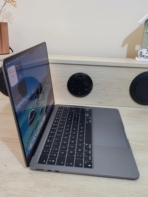 MacBook Air M2 2023 | PUCE M2 8 CPU | GPU 10 COEURS | 8GB RAM | 256GB SSD | CYCLES 67 | MDM BYPASSED