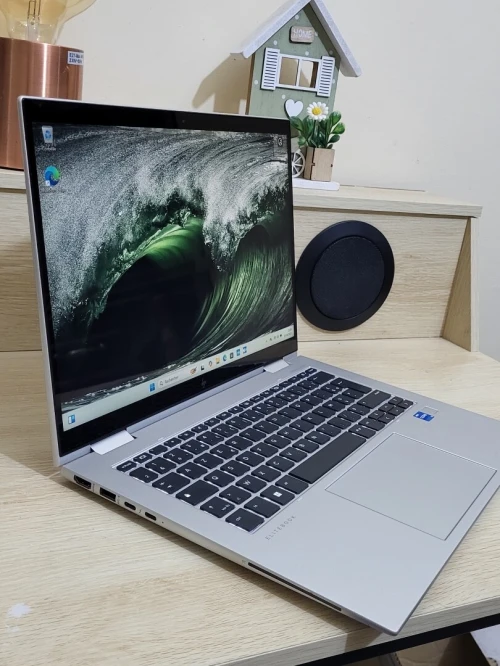 HP EliteBook X360 1040 G10 2-EN-1 TACTILE | INTEL 13EME CORE I5 1335U | 16GB RAM | 512GB SSD