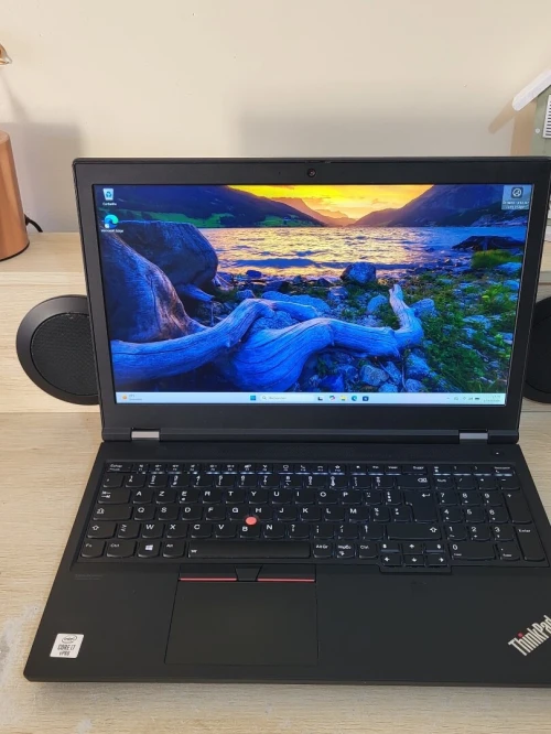 ThinkPad P15 | INTEL vPRO CORE i7-10850H | NVIDIA QUADRO T2000 4GB | 32GB RAM | 512GB NVMe | Workstation