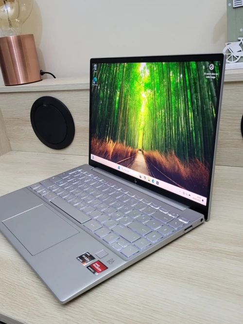HP PAVILION Aero | RYZEN 7 PRO 7735U | 16GB RAM | 512GB SSD | AMD RADEON GRAPHICS