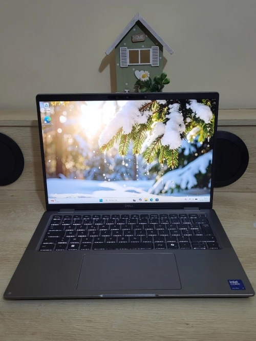 DELL LATITUDE 7450 | CORE ULTRA 7 165U | 32GB RAM | 512GB NVMe SSD | INTEL ARC GRAPHICS