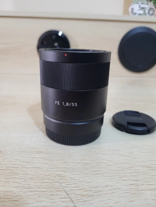 Objectif Sony FE 55mm F/1.8 ZEISS Sonnar T*