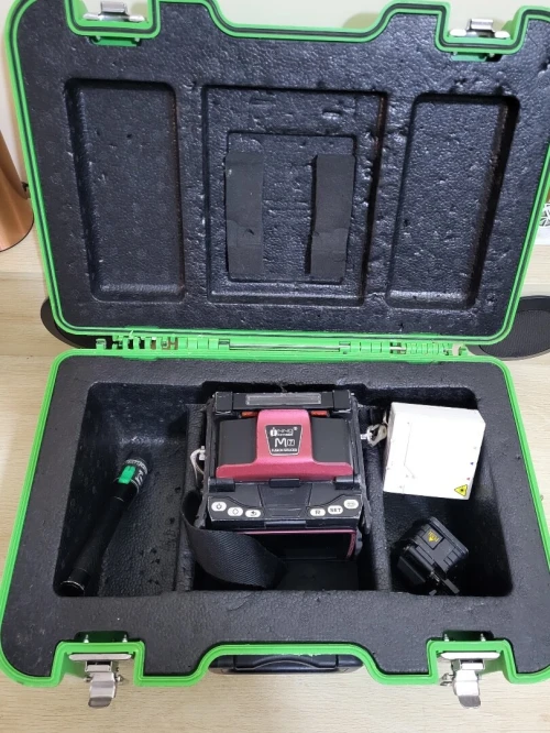 soudeuse Fibre Optique inno m7 fusion splicer AVEC cliveuse fibre optique SKL-6C de haute précision