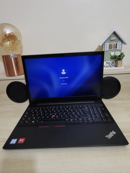 LENOVO THINKPAD E590 | CORE i7-8565UU | AMD RADEON RX 550X 2GB | 16GB RAM | 512GB NVMe SSD