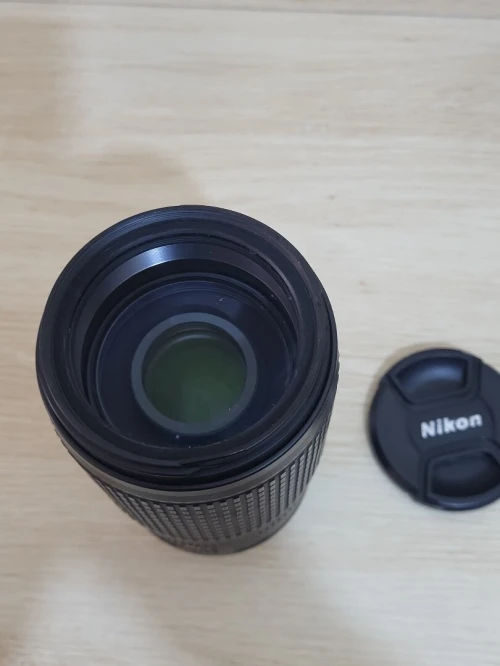 Nikon Nikkor AF-S 70-300 f/4.5-5.6 G ED-IF VR téléobjectif doté de la mise au point la plus rapide 