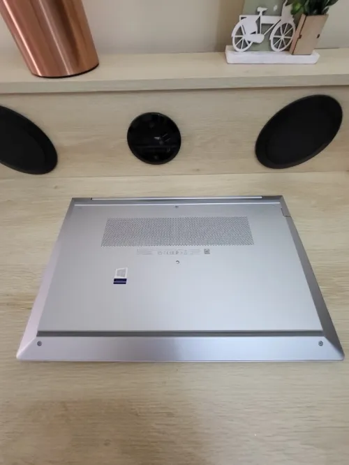 HP ProBook 450 G8 | CORE i7 1165G7 | 16GB RAM | 512GB SSD | INTEL Iris Xe GRAPHICS