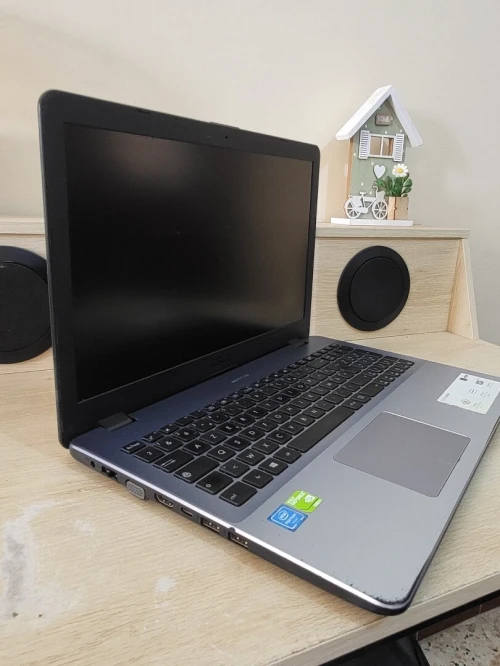 ASUS R542U 15.6'' FHD | INTEL Pentium CPU 4405U | NVIDIA 920MX 2GB | 8GB RAM | 128GB NVMe + 1TB HDD