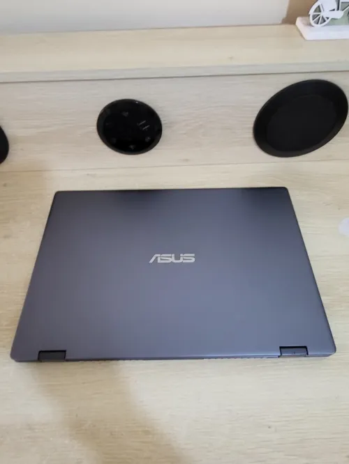 ASUS X360 Convertible 15.6'' FHD TACTLE | CORE i3 8145U | 8GB RAM | 256GB NVMe SSD | INTEL UHD GRAPHICS