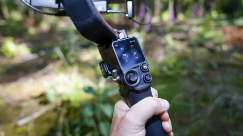 DJI RONIN RS 3 Stabilisateur de nacelle à 3 Axes pour Reflex et caméras Canon/Sony/Nikon....