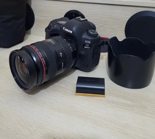 Canon EOS 5D Mark IV | Capteur 30Mpx Rendu cinématographique 4K + Objectif Canon EF 24 70 2.8 L USM