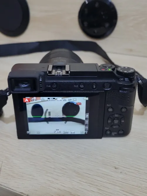 Panasonic Lumix GX80 | Hybride Compact Vidéo UHD 4K + panasonic lumix g vario 14-140mm f3.5-5.6 asph