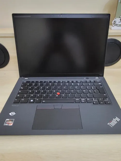 LENOVO THINKPAD T14s Tactile FHD | RYZEN 5 5650U 2.30GHz | 16GB RAM | 256GB NVME SSD