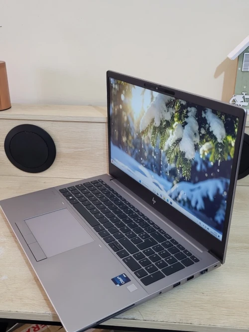 HP ZBook Fury G10 | CORE i7-13850HX | NVIDIA RTX A1000 6GB | 32GB RAM | 1To NVMe SSD | MOBILE WORKSTATION