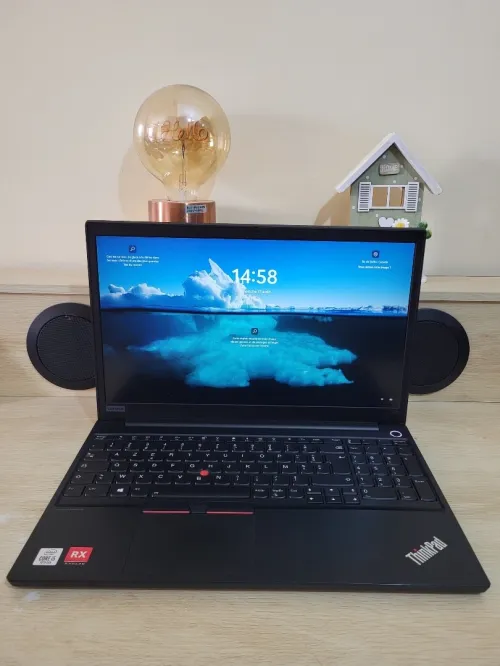 LENOVO THINKPAD E15 | CORE i5-10210U | 16GB RAM | 512GB NVMe SSD | AMD RADEON RX 640 2GB