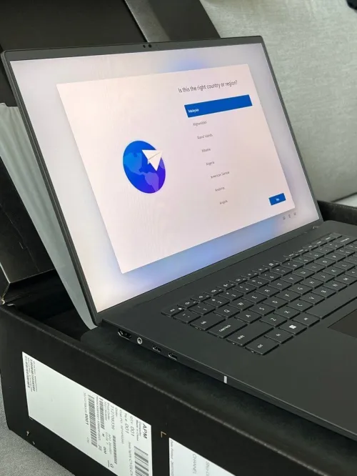 DELL PRECISION 5570 | vPRO CORE i7-128500H | RTX A1000 4GB | 1To NVMe | 32GB RAM | MOBILE WORKSTATION