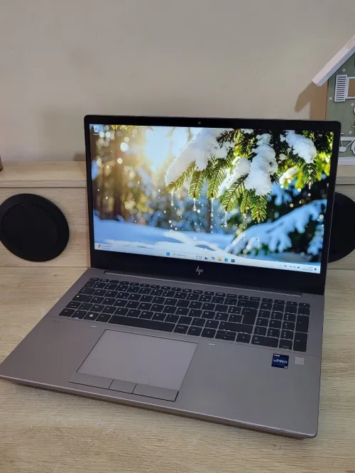 HP ZBook Fury G10 | CORE i7-13850HX | NVIDIA RTX A1000 4GB | 32GB RAM | 1To NVMe SSD | MOBILE WORKSTATION