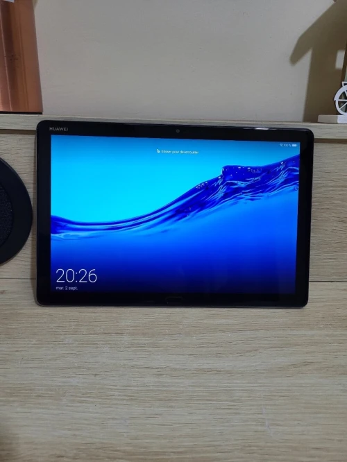 HUAWEI Mediapad M5 Lite Wi-FI Tablette Tactile 10.1" Gris 32GB - 3GB RAM - Bluetooth - Quatre Haut-parleurs