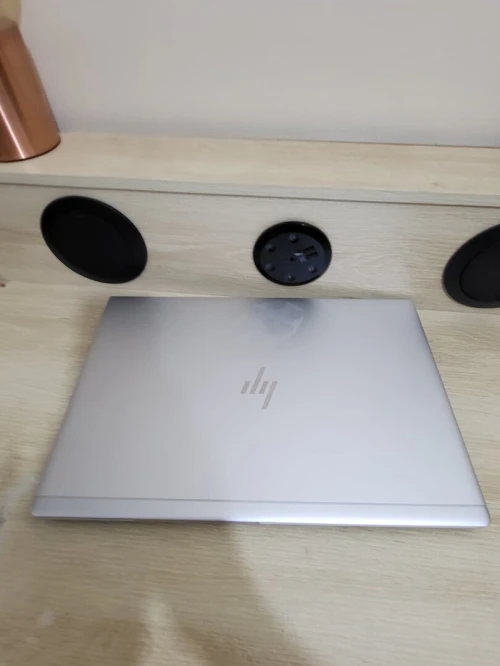 HP ELITEBOOK 755 G5 15.6'' FHD | RYZEN 7 PRO 2700U W | 16GB RAM | 512GB NVME SSD | AMD RADEON Vega